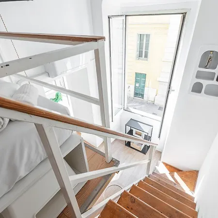 Lively District - Duplex Old Town 公寓 *
