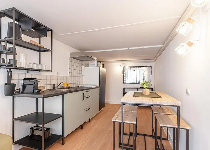 Lively District - Duplex Old Town 尼斯