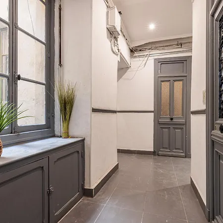 Lively District - Duplex Old Town 니스