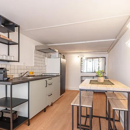 Lively District - Duplex Old Town 니스