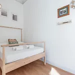 Lively District - Duplex Old Town شقة *