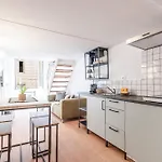 شقة Lively District - Duplex Old Town *